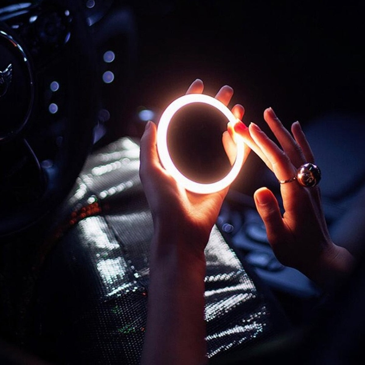 Today 30% OFF - Wireless Charger Portable LED Makeup Mirror